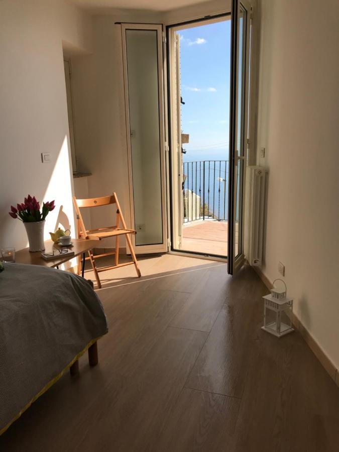 Giorgiada Relax Apartment Castelmola Exterior photo